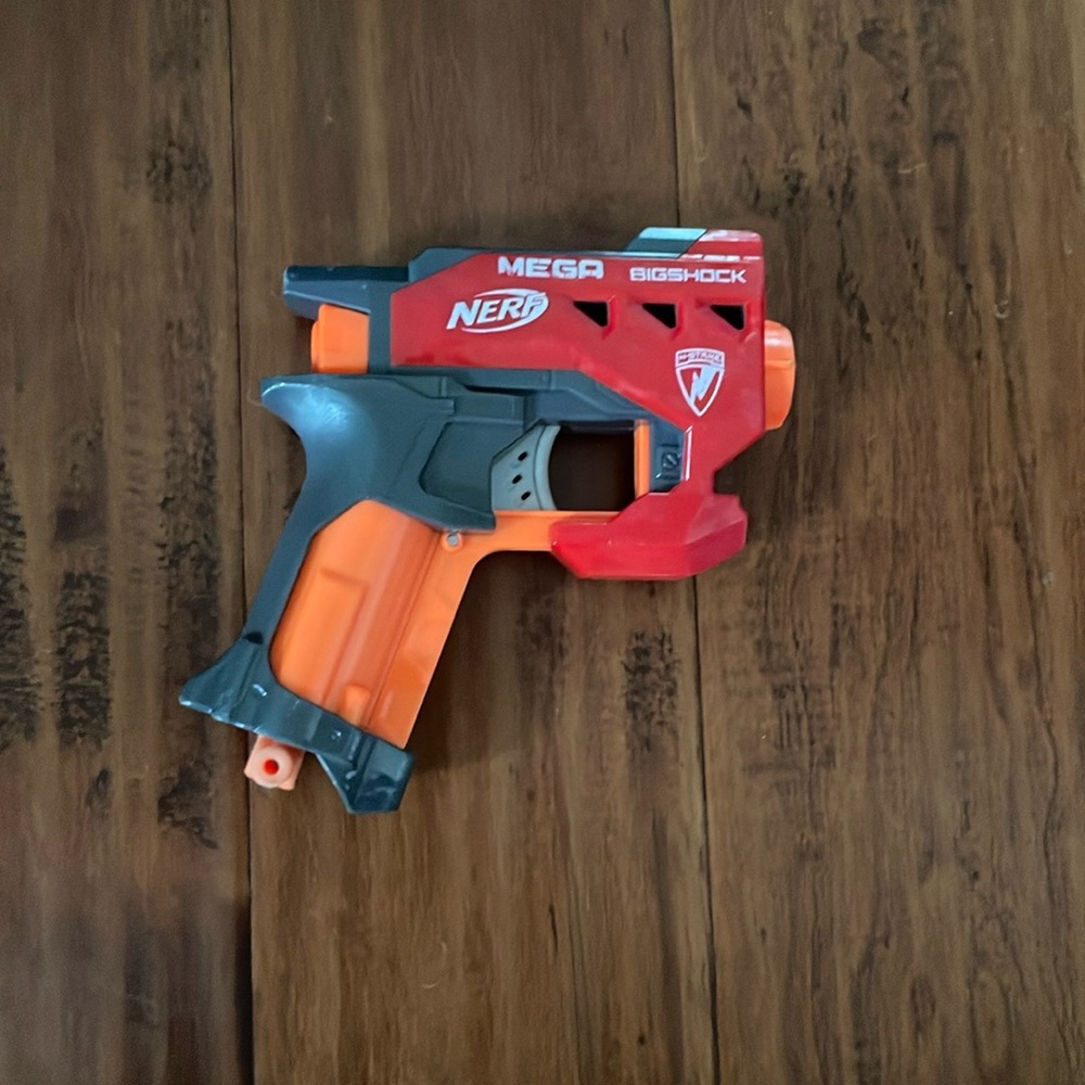 Nerf Mega Bigshock Pistol Hand Gun